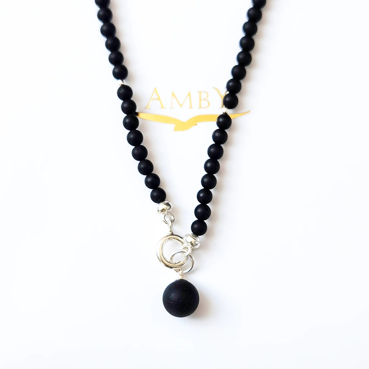 Schwarze Bernsteinkette "Bellum gold"