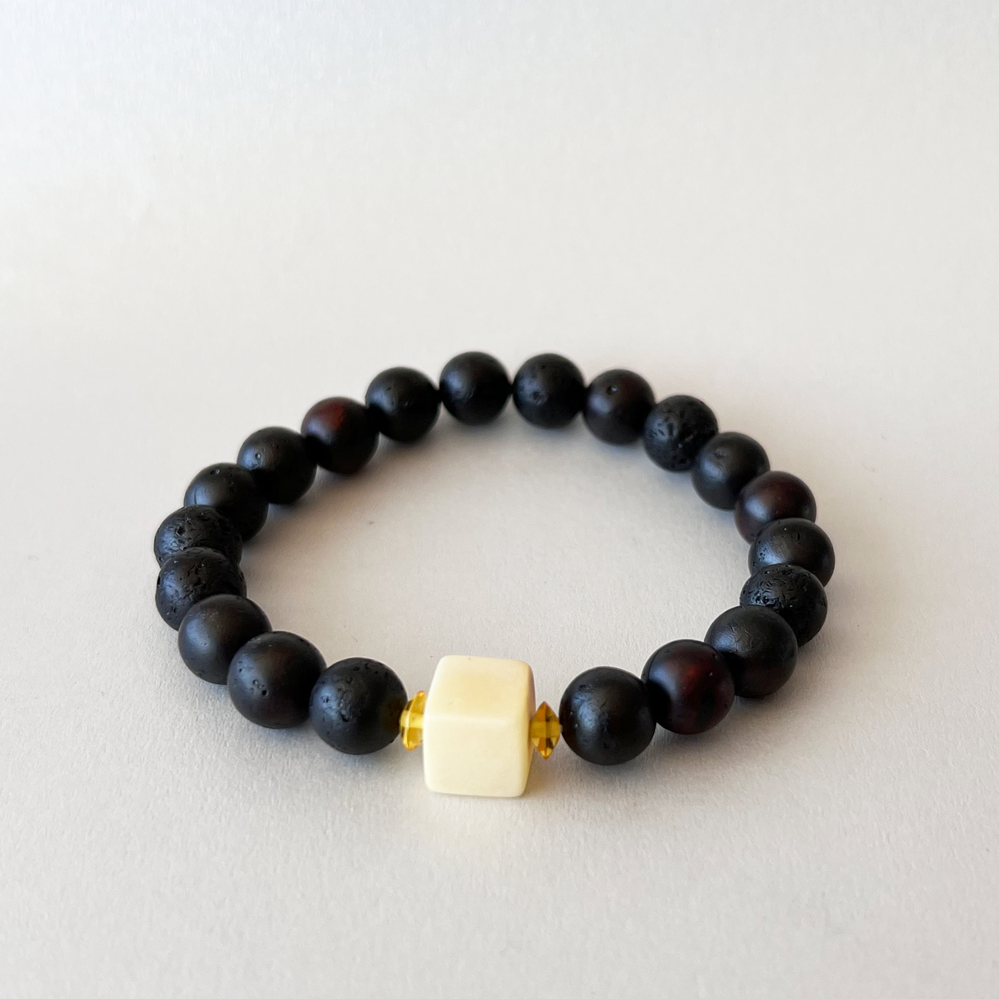 Amber bracelet "White Cuba"