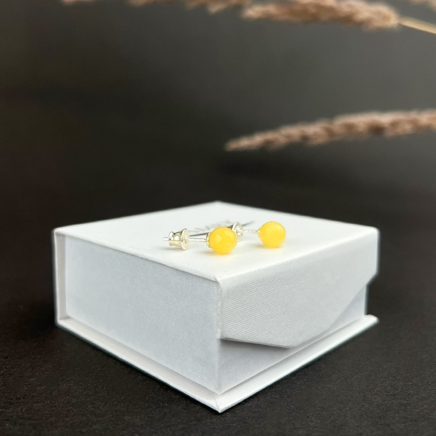 Sunbeam Spark – Yellow Faceted Baltic Amber Stud Earrings | 925 Silver or 18K Gold Finish