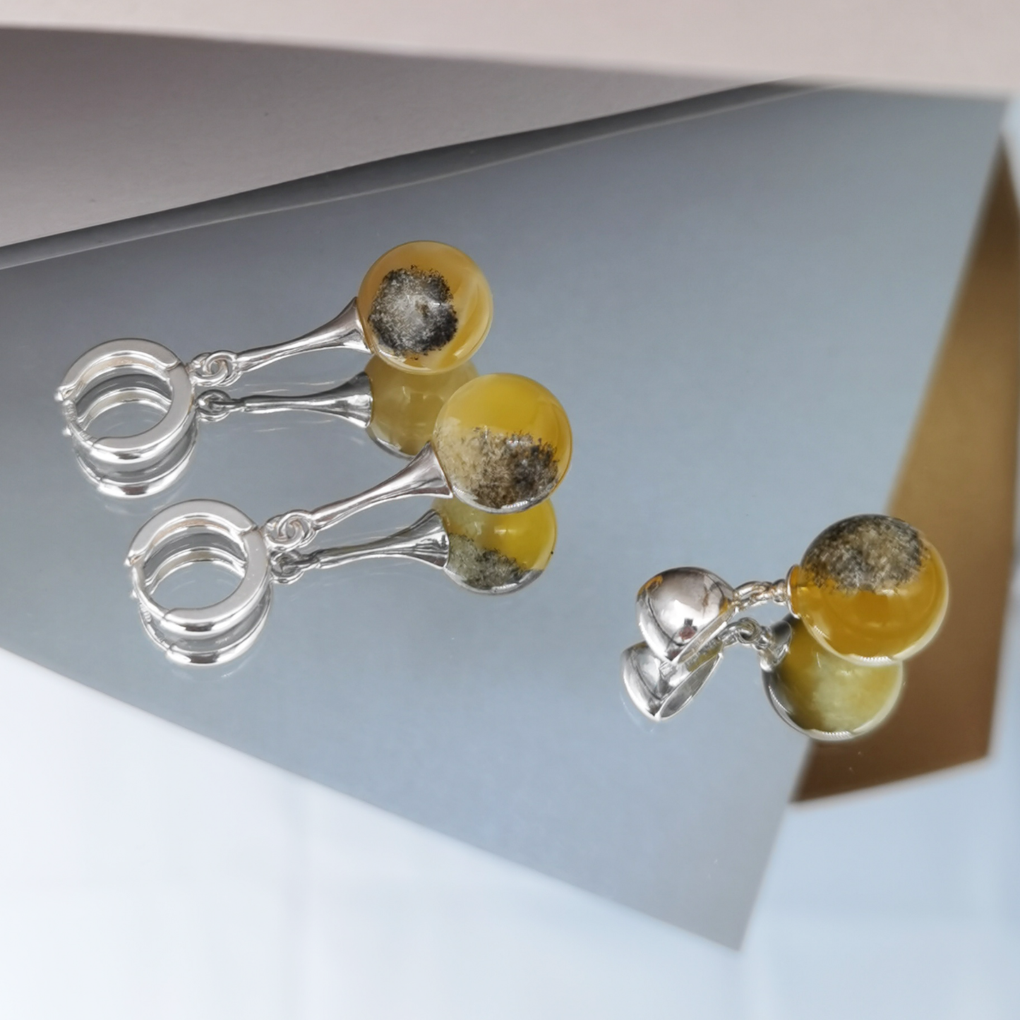 Amber set with silver 925 "Mirgu variegated"