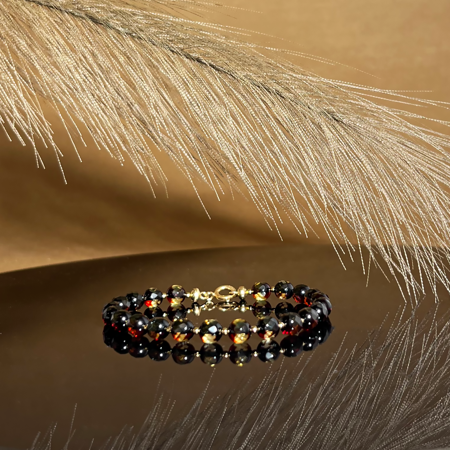 Faceted amber bracelet "Crystals"