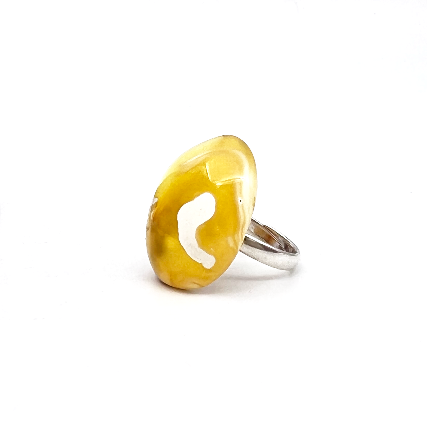 Silver 925 ring with royal amber "Guard"