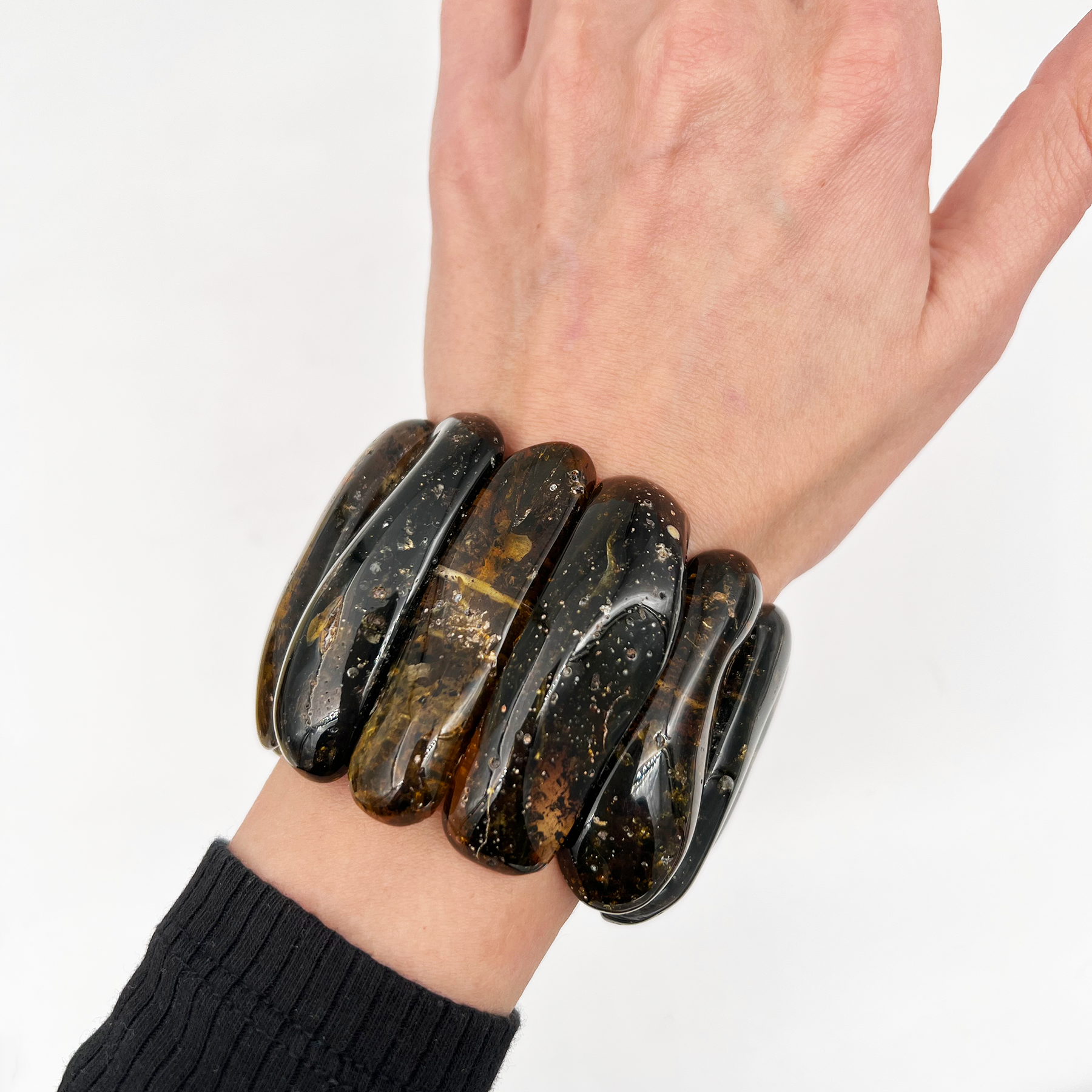 Black amber bracelet "Royal Night"